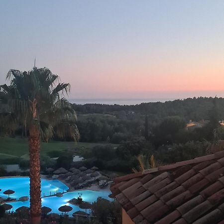 Villa Dans Cadre D'Exception - Golf, Piscine Et Tennis Prive 滨海圣西尔 外观 照片
