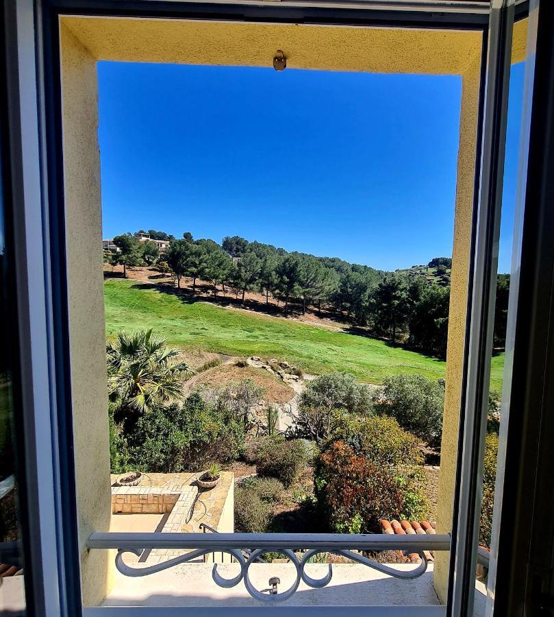 Villa Dans Cadre D'Exception - Golf, Piscine Et Tennis Prive 滨海圣西尔 外观 照片