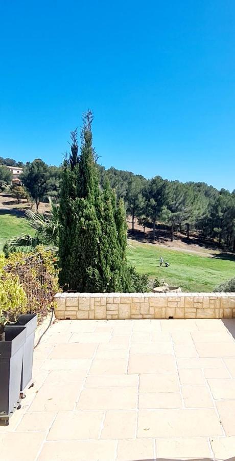 Villa Dans Cadre D'Exception - Golf, Piscine Et Tennis Prive 滨海圣西尔 外观 照片
