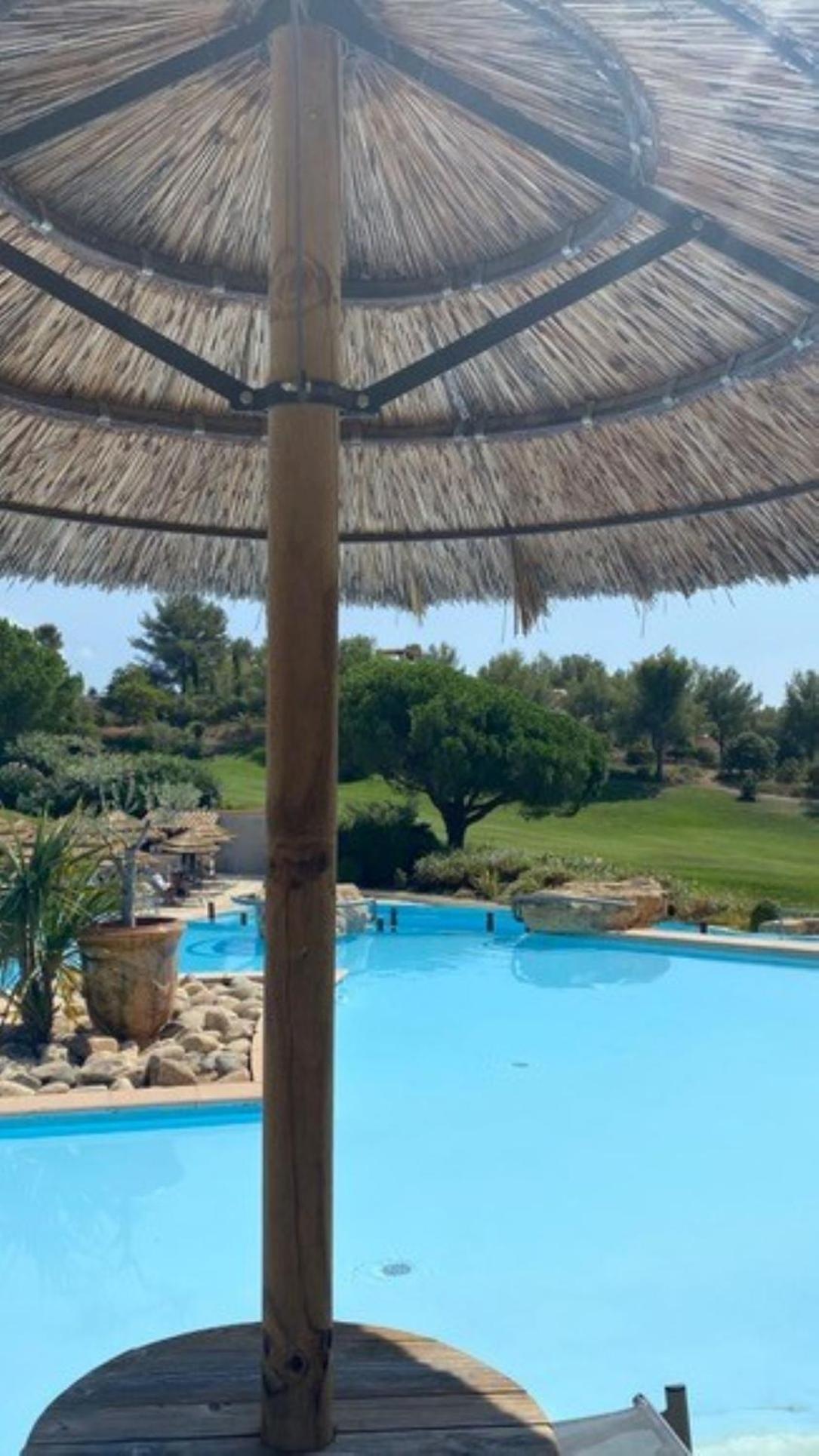 Villa Dans Cadre D'Exception - Golf, Piscine Et Tennis Prive 滨海圣西尔 外观 照片